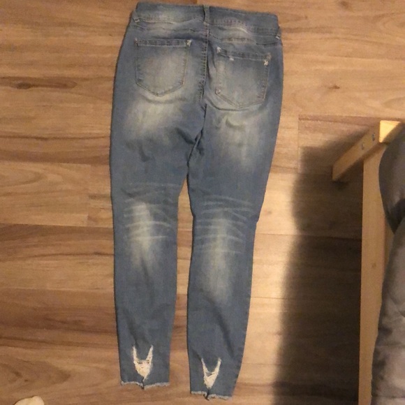 WallFlower Luscious Curve Fit Ripped Jeans - Picture 8 of 8